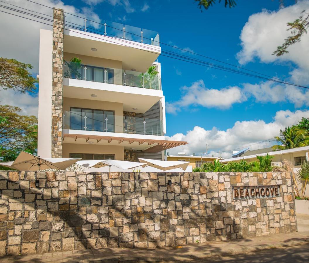 Beachcove Apartment 2 Pereybere Beach Exterior photo