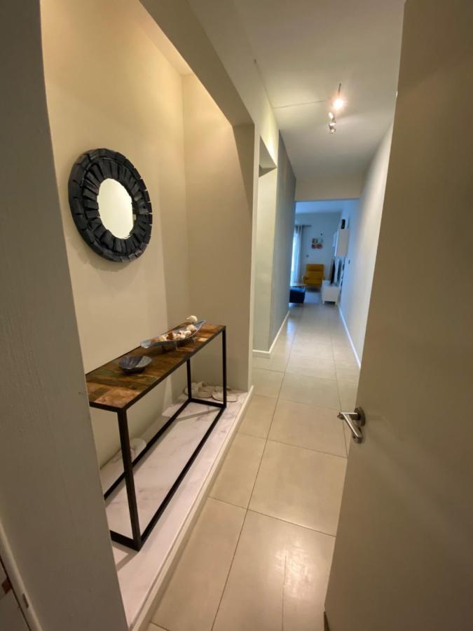 Beachcove Apartment 2 Pereybere Beach Exterior photo