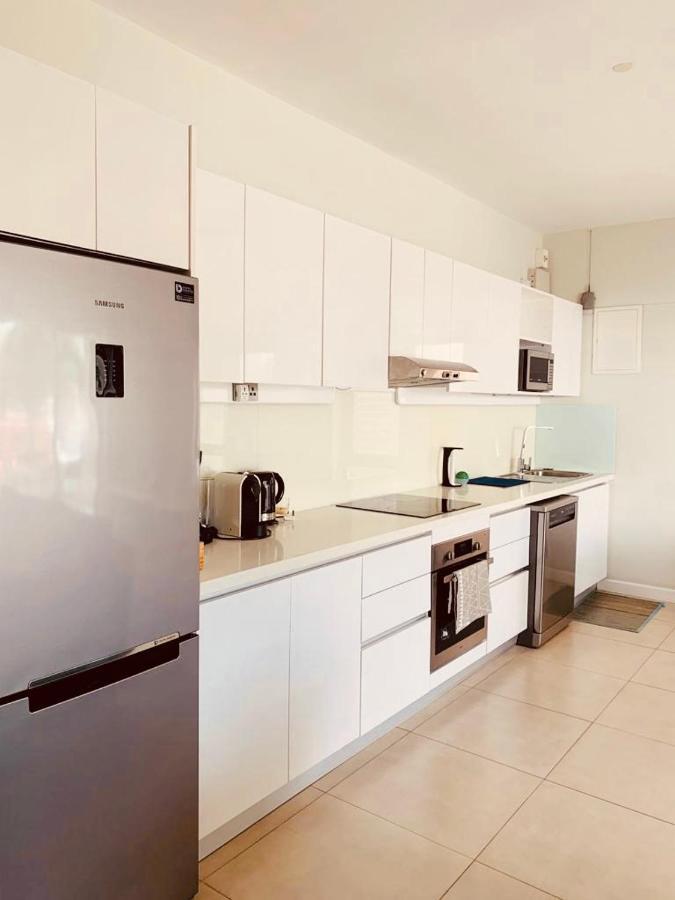 Beachcove Apartment 2 Pereybere Beach Exterior photo